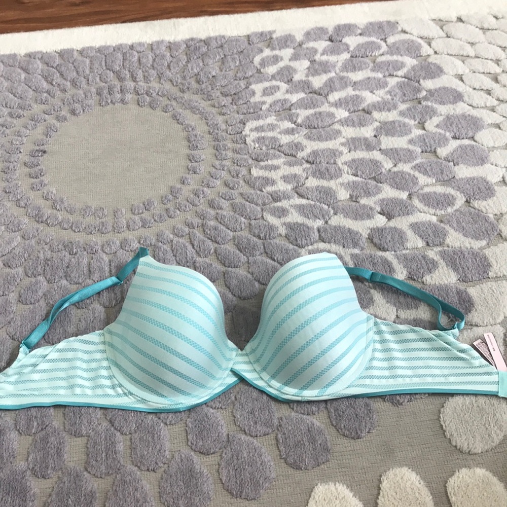 Victoria secret bra